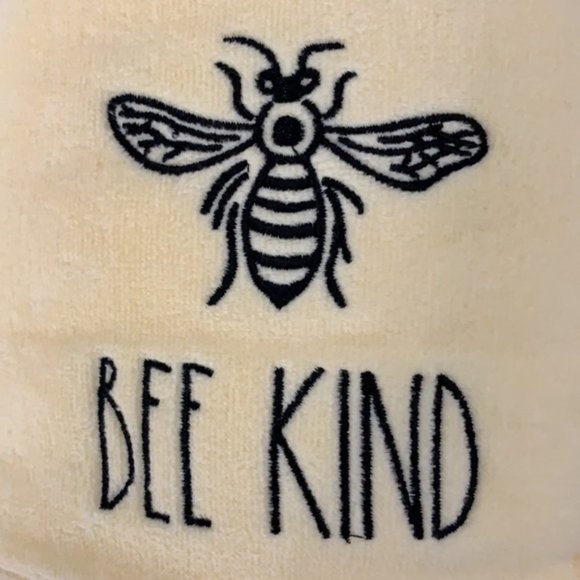 Rae Dunn Bee Icon Bath Hand Towel - Picture 3 of 5